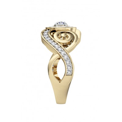 Charming diamond engagement ring